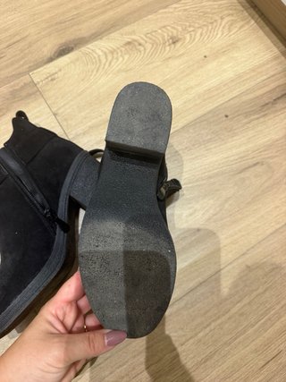 Botines negros con hebilla talla 37