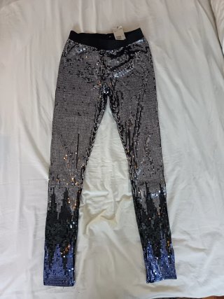 Pantalón de lentejuelas tipo malla
