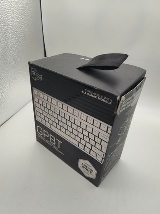 Glorious Arctic White GPBT Keycap Set GMMK 115