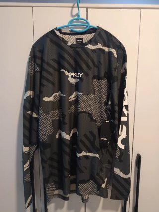 Camiseta Oakley Factory Pilot MTB LS