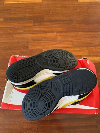 Nike Dunk Low Negro Amarillo Blanco