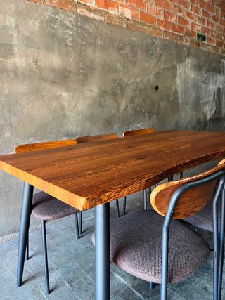 Conjunto de Mesa y 6 Sillas