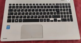 Portátil Toshiba i7, 480GB SSD, 8GB RAM