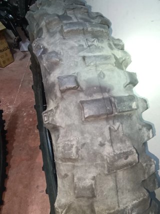 3 Neumáticos Enduro Michelin