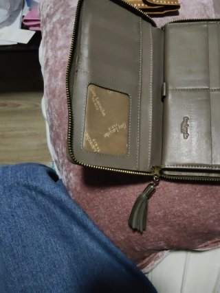 Monedero Guy Laroche Gris