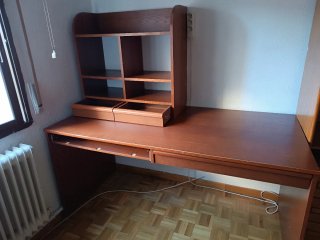 Gran Escritorio + estantería de Madera