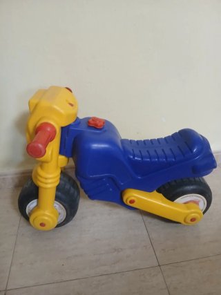 Moto correpasillos Molto