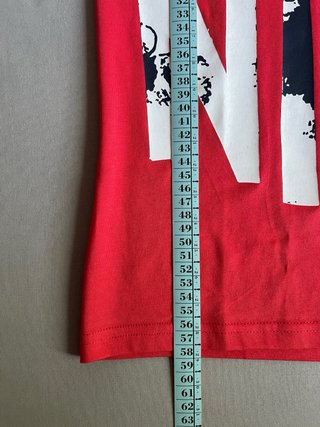 Camiseta El Niño Roja Estilo Y2K