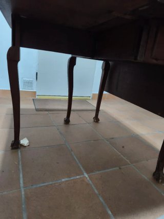 Mesa Auxiliar Antigua de Madera de caoba