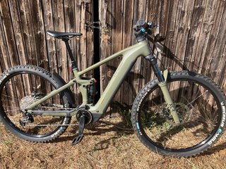 Bicicleta Eléctrica Cube Stereo Hibrid One44 Pro
