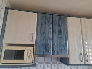 Muebles de Cocina en Azul y Beige