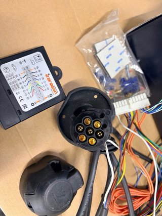 Kit electrónico para gancho de remolque