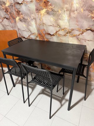 Comedor IKEA 4 puestos negro