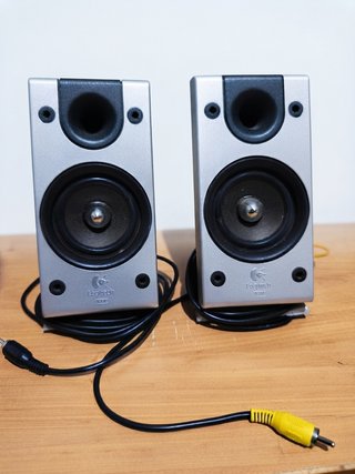 Pareja Altavoces Logitech Z-2300