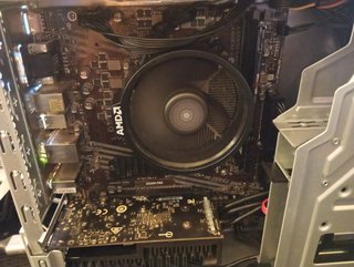 PC SFF MSI AMD-A6-8500E
