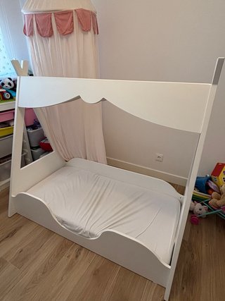 Cama Casita Montessori 140x70 con Colchón