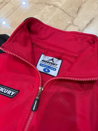 Chaqueta Deportiva Mercury Roja y Negra