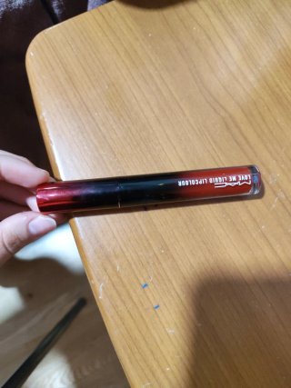 Labial MAC Love Me Liquid Lipcolour