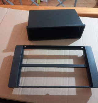 Adaptador Radio Casette Coche Ford.