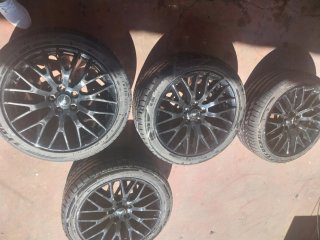 4 Llantas Ford Mustang GT R19