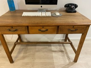 Mesa de Roble Antigua