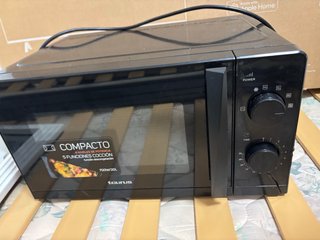 Microondas Taurus Compacto 700W 20L