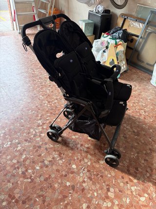 Carro Gemelar Chicco Negro