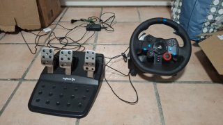 Volante Logitech G29 con Pedales