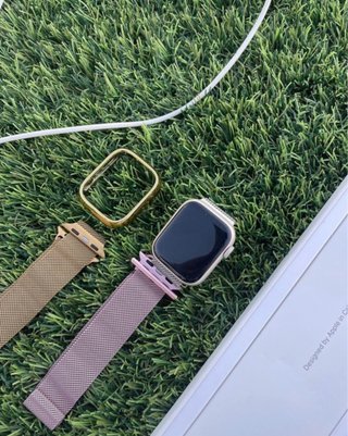 Apple Watch Dourado e Rosa