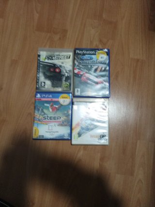 Lote de 4 Juegos de Carreras para PlayStation