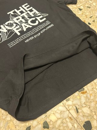 Camiseta The North Face Negra Talla S