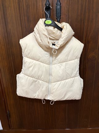 Chaleco acolchado beige