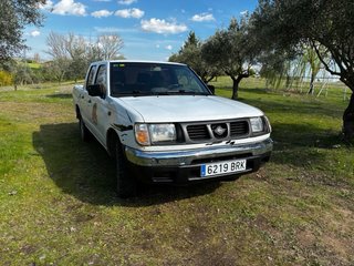 Nissan Navara 2001