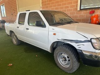 Nissan Navara 2001