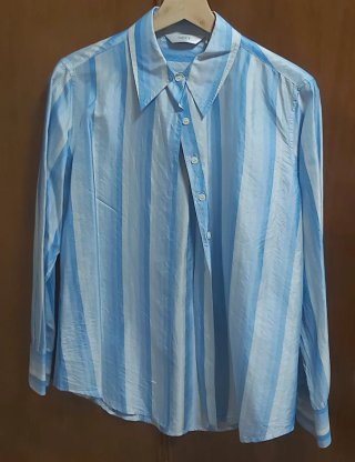 Camisa de seda Next rayas azul y blanco