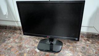 Monitor LG 22 LED