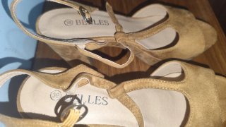 Sandalias de Tacón Belles Color Camel