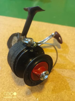 Carrete pesca D.A.M Quick 330 Clásico