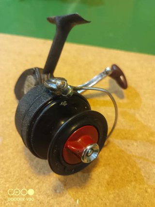 Carrete pesca D.A.M Quick 330 Clásico