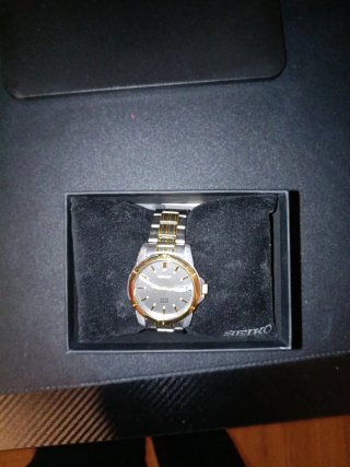 Reloj Seiko Solar 100M