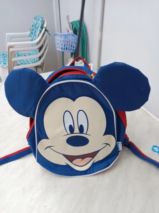 Mochila pequeña de Mickey Mouse