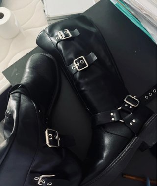 Botas altas negras talla 38/39