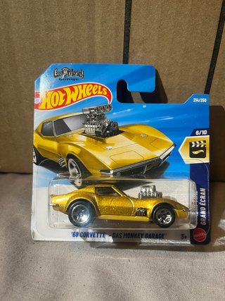 Hot Wheels '68 Corvette Gas Monkey Garage