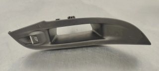 Mando elevalunas trasero derecho FORD FOCUS LIM.