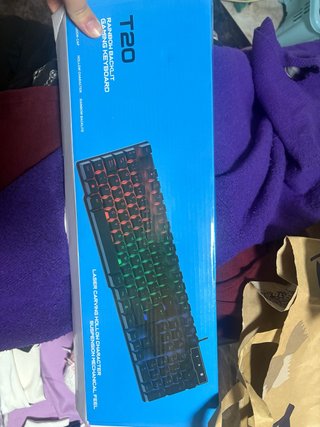 Teclado Gaming T20 Rainbow Backlit