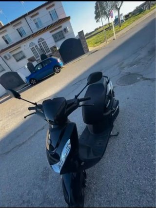 Scooter Peugeot Keesbi