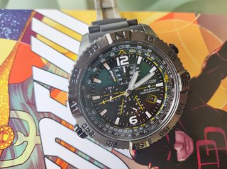 Citizen Promaster Navihawk reloj radio controlado