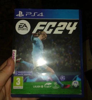 EA Sports FC 24 (PlayStation 4)