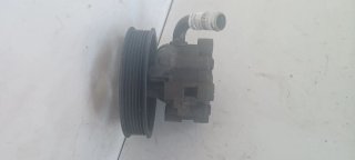 Bomba direccion CHRYSLER VOYAGER (RG)