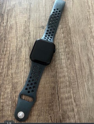Apple Watch SE Nike 44mm Negro